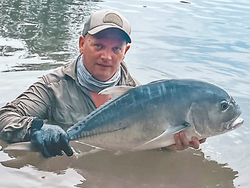 A nice Giant Trevally.